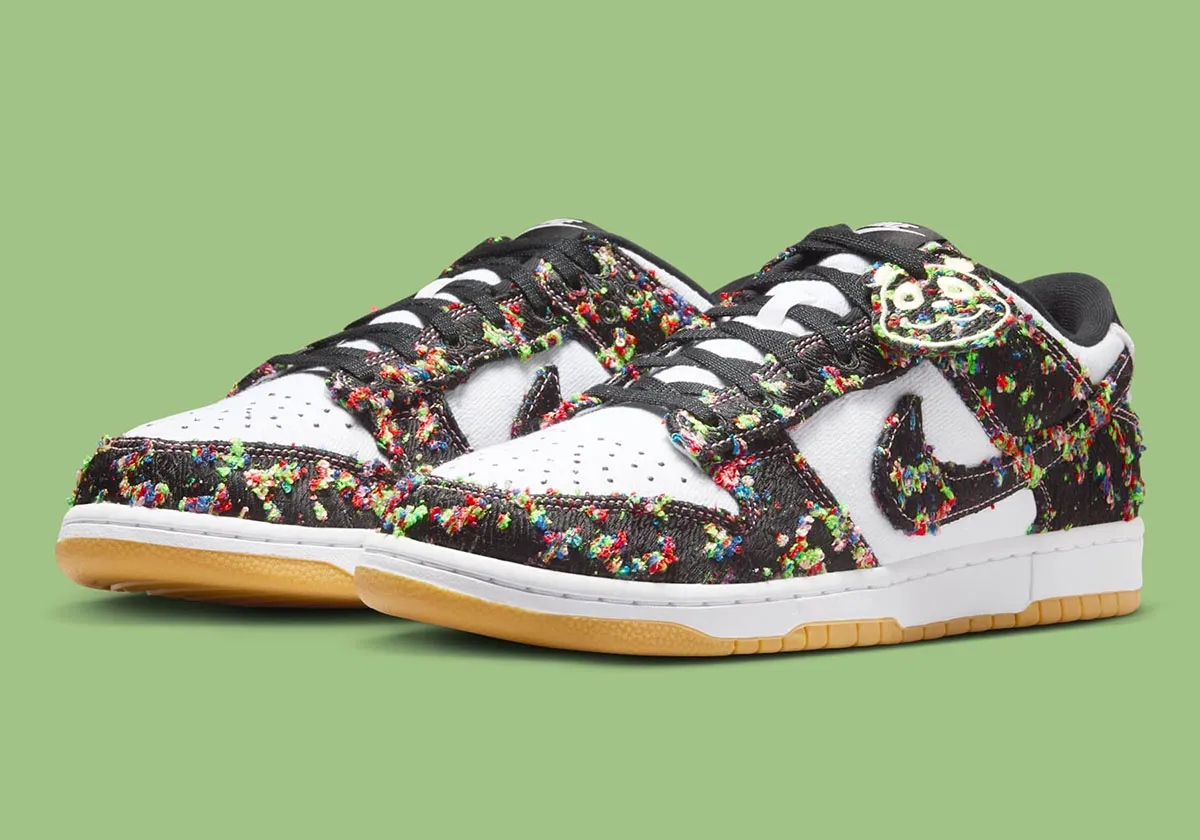 Nike Panda Monium Dunks 1 La Nike Dunk Low Panda s'inspire de Labubu pour son avenir