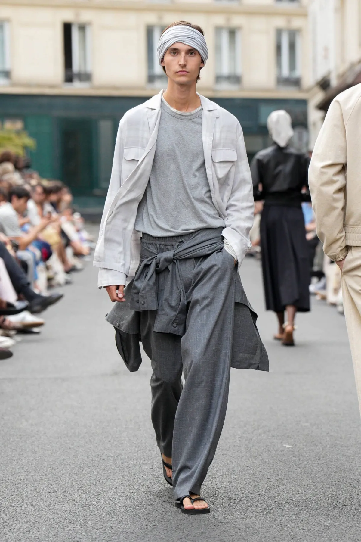 Au printemps 2026, Officine Générale dévoile un Paris imaginaire face à la mer