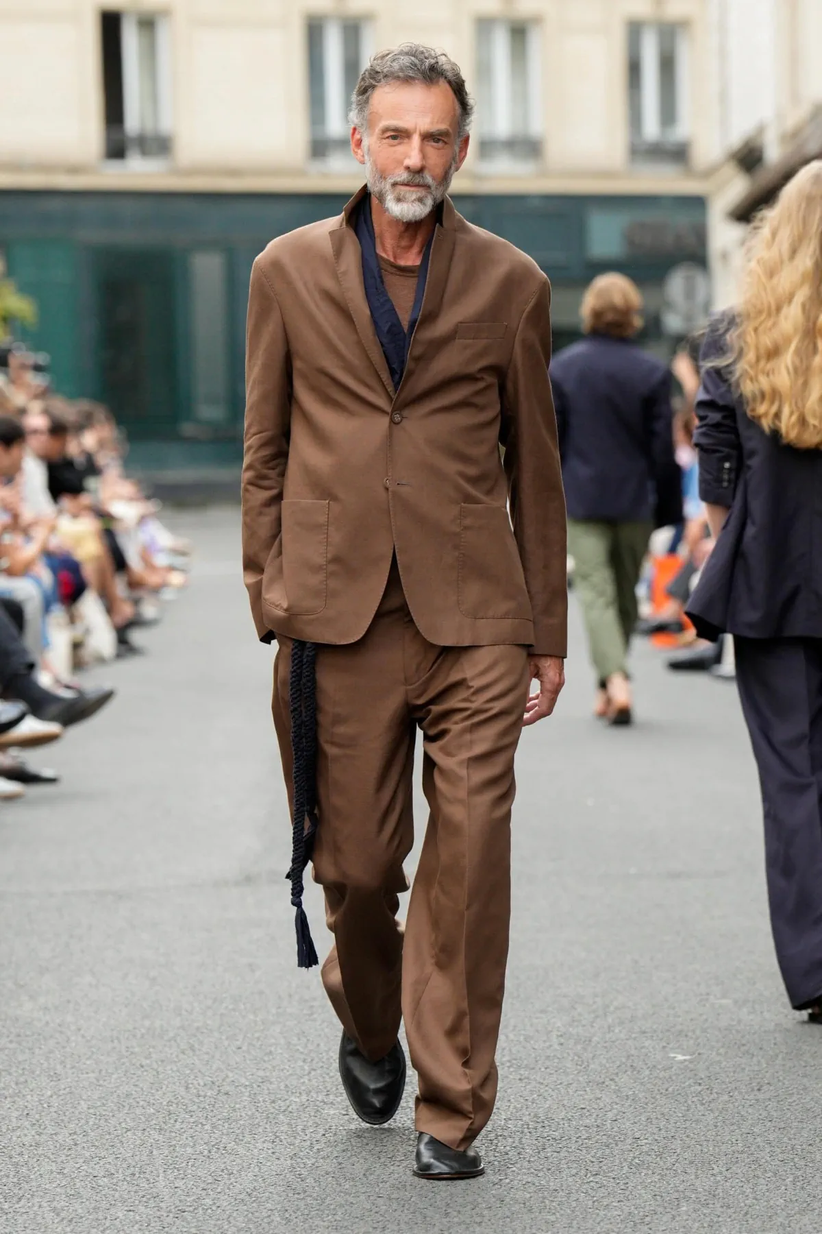 Au printemps 2026, Officine Générale dévoile un Paris imaginaire face à la mer