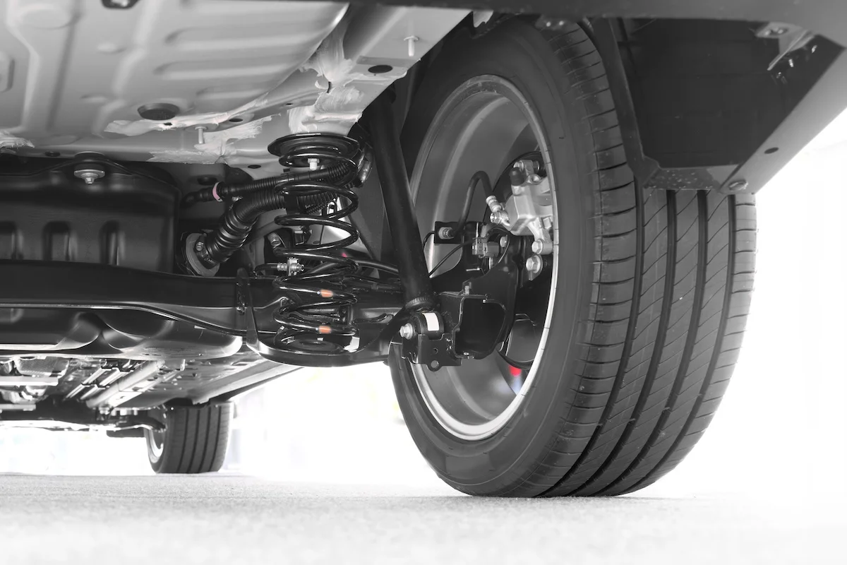 Suspensions Pneumatiques 0 Camping-car : Pourquoi faut-il préférer les suspensions pneumatiques ?