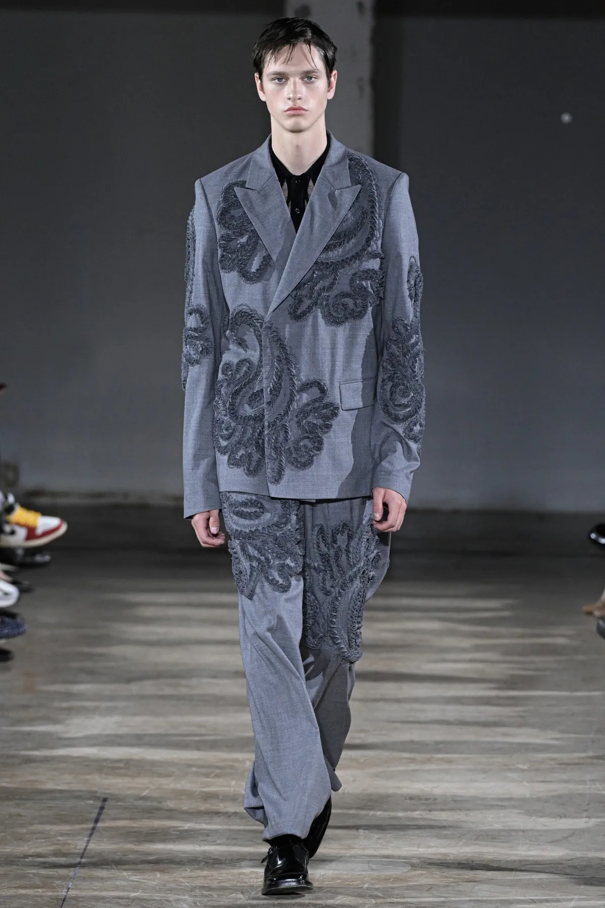 Taakk Spring Summer 2026 Paris Fashion Week 2 Printemps 2026 : TAAKK redéfinit les codes du vestiaire masculin, entre art et quotidien