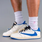 La Travis Scott x Fragment x Air Jordan 1 Low OG, attendue pour septembre