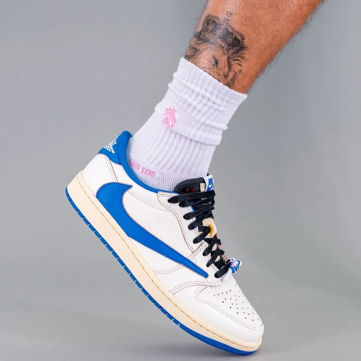 Travis Scott x Fragment x Air Jordan 1 Low 2 La Travis Scott x Fragment x Air Jordan 1 Low OG, attendue pour septembre