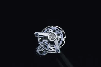 La montre Ulysse Nardin Blast Free Wheel Maillechort révolutionne la haute horlogerie grâce à ses mécanismes flottants