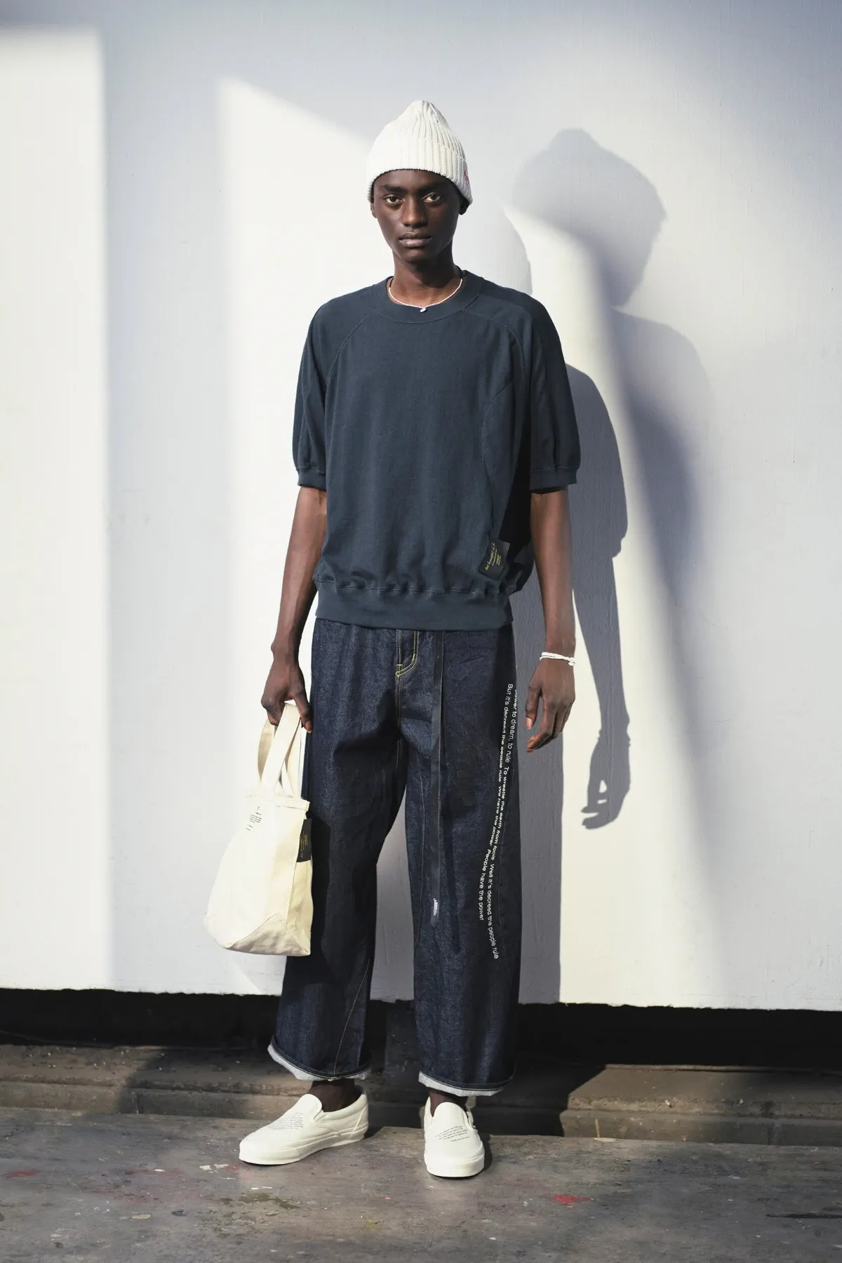 Printemps 2026 : UNDERCOVER transforme les peluches en garde-robe masculine