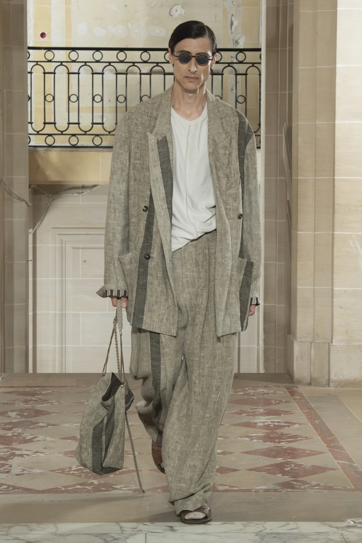 La collection printemps 2026 de ZIGGY CHEN révèle une énergie primordiale