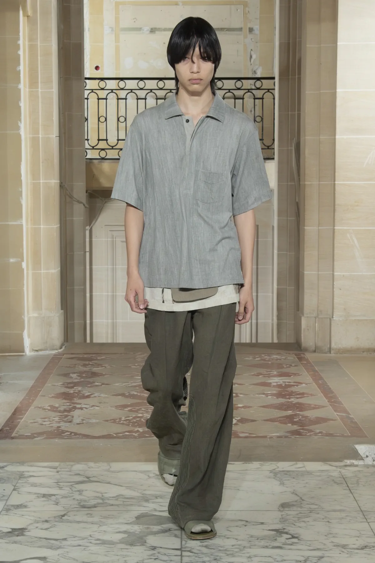 La collection printemps 2026 de ZIGGY CHEN révèle une énergie primordiale