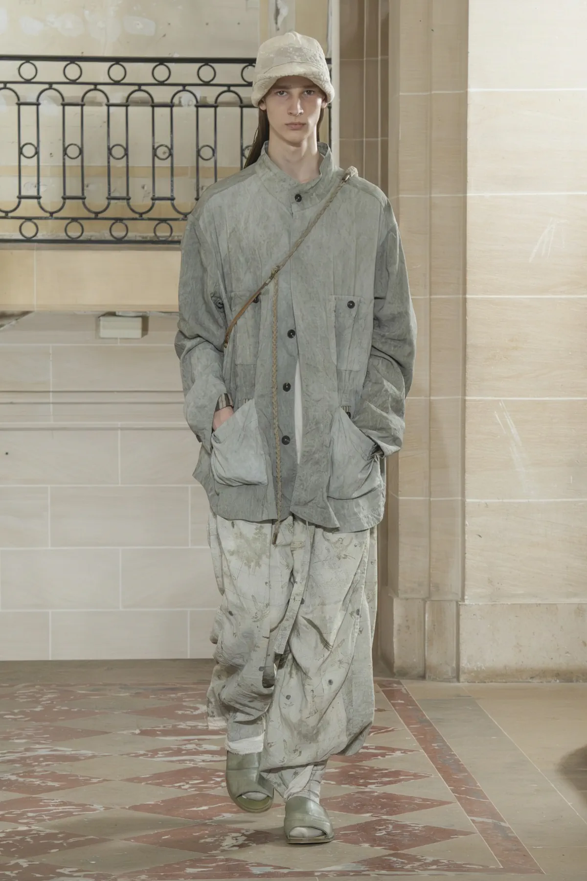 La collection printemps 2026 de ZIGGY CHEN révèle une énergie primordiale