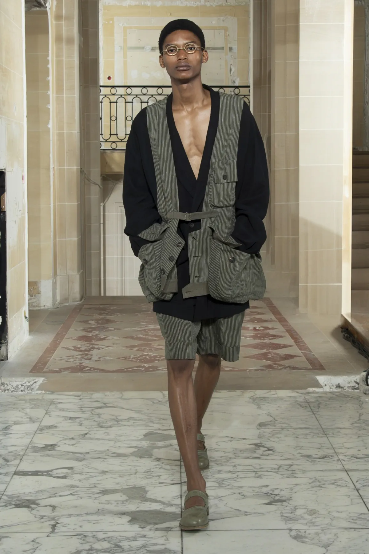Ziggy Chen Spring Summer 2026 Paris Fashion Week 4 La collection printemps 2026 de ZIGGY CHEN révèle une énergie primordiale