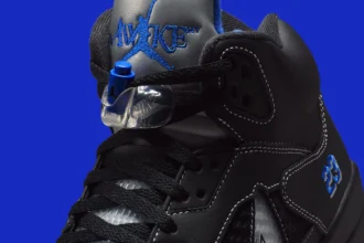 La collaboration Awake NY x Air Jordan 5 « Racer Blue » est prévue pour une sortie mondiale le 30 août