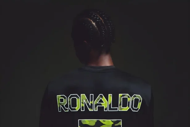 BAPE s'associe à CR7 LIFE pour une collection exclusive dédiée à Cristiano Ronaldo