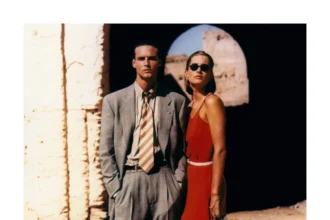 Giorgio Armani dévoile sa plateforme numérique ARMANI/Archivio lors du festival de Venise