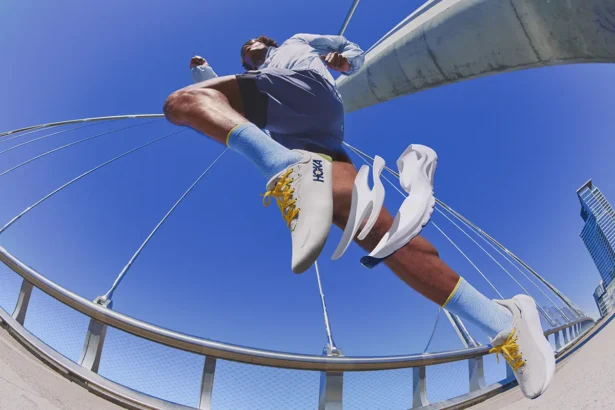 La HOKA Arahi 8 révolutionne la course quotidienne grâce à sa technologie de stabilité repensée