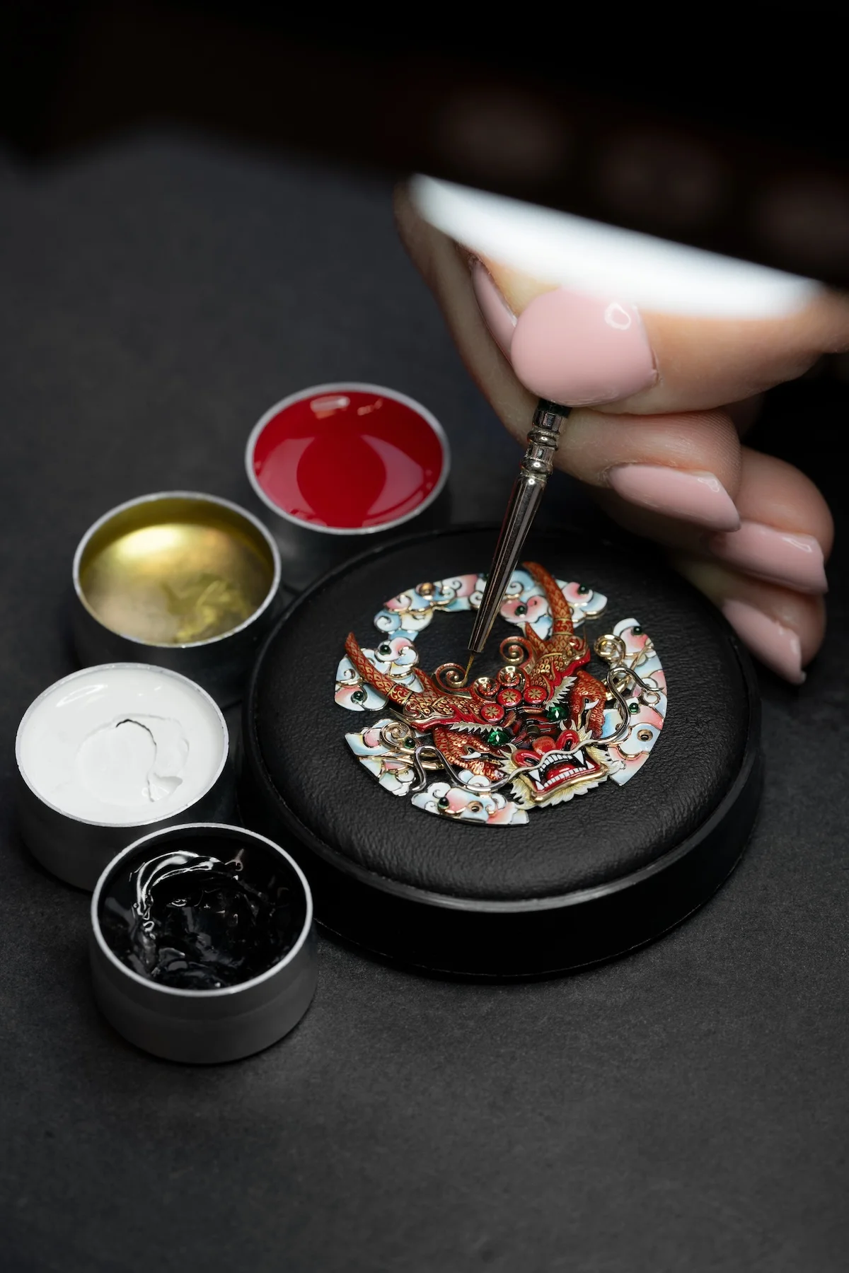 Jaquet Droz dévoile sa pièce unique Tourbillon Skelet Red Gold - Dragon Mask aux amateurs de haute horlogerie