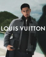 Jude Bellingham Louis Vuitton Mens Formalwear 2025 0 Jude Bellingham incarne le nouvel homme de la campagne formelle de Louis Vuitton