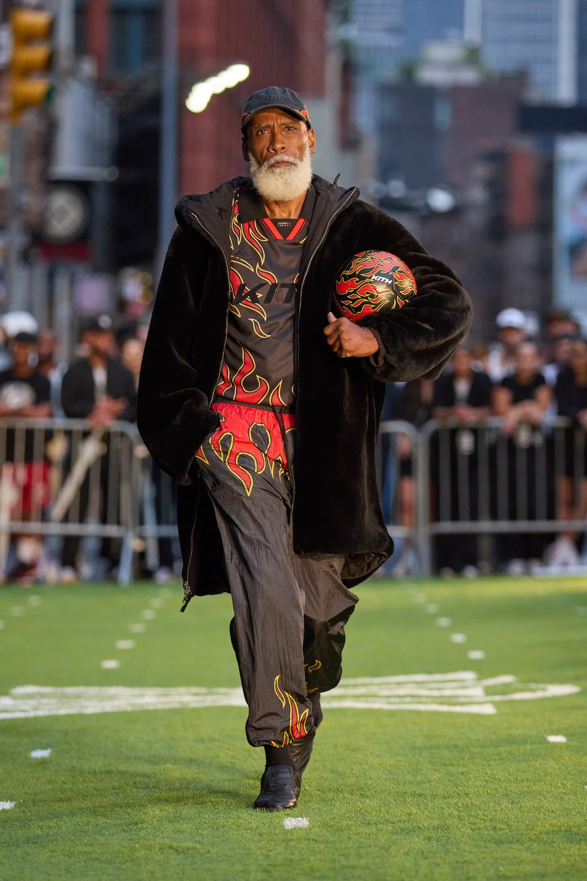 Après six ans d'absence, Kith fait son grand retour sur les podiums new-yorkais pour l’automne 2025