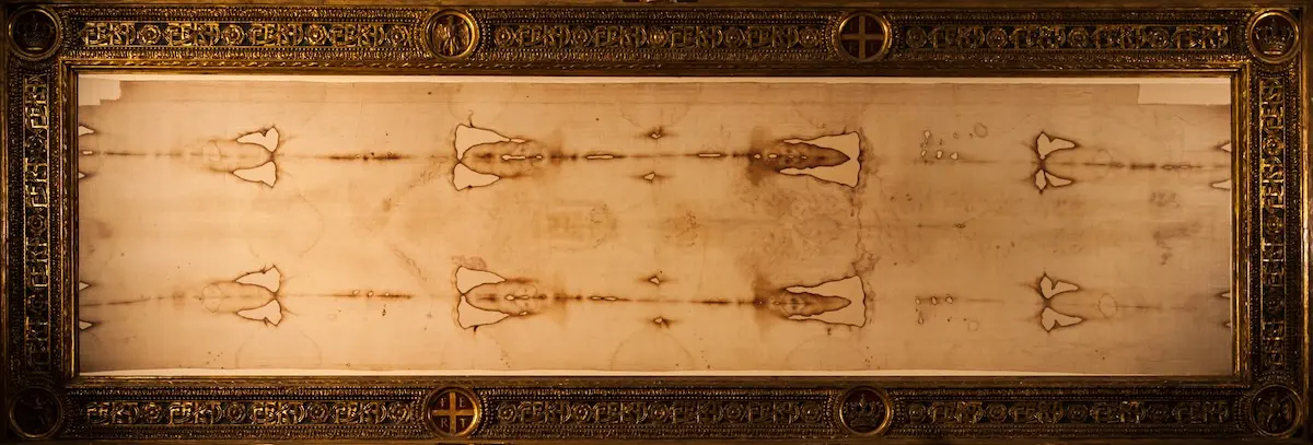Le suaire de Turin serait faux 1 Selon un document médiéval inédit, le suaire de Turin ne serait pas le linceul de la crucifixion de Jésus