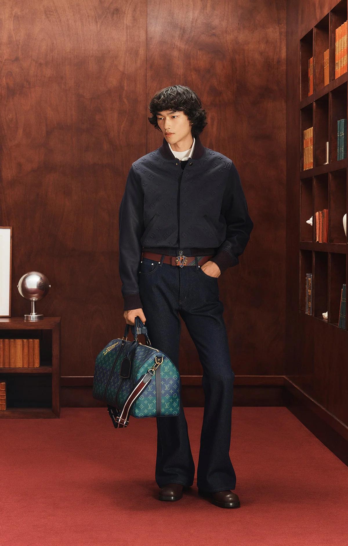 La collection capsule automne 2025 de Louis Vuitton réinvente l'élégance universitaire