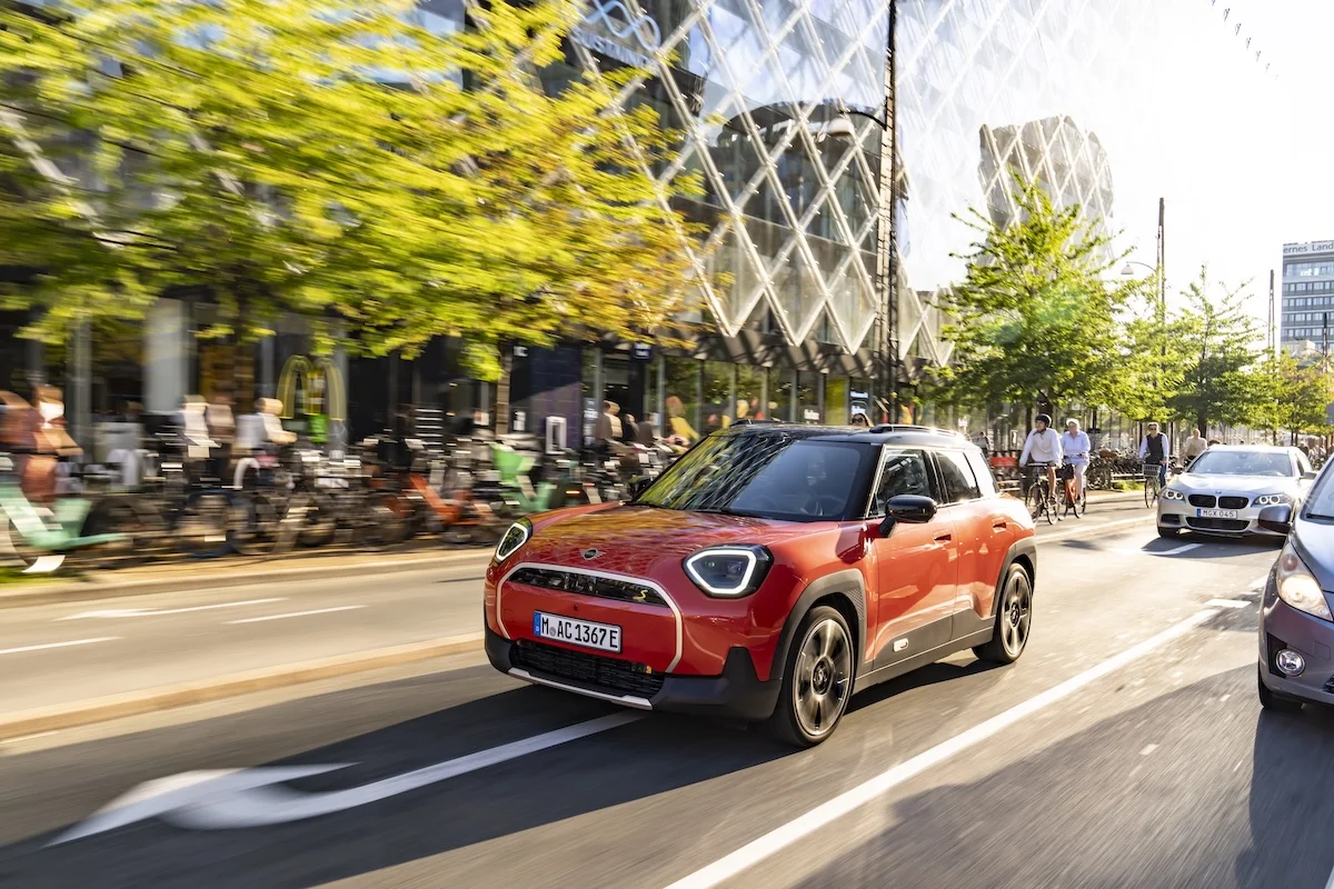 MINI au salon de Munich 2025 MINI Aceman SE MINI présentera deux concept-cars JCW et son univers électrique lors du salon de Munich 2025