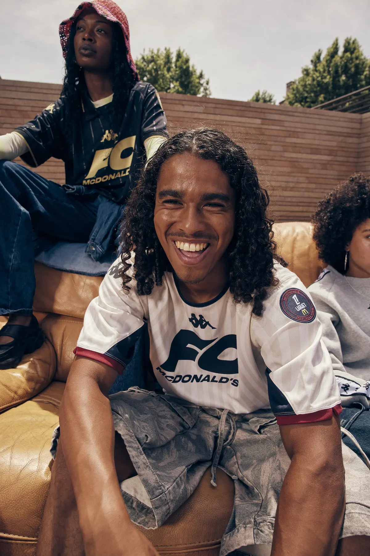 McDonalds x Kappa 1 McDonald's et Kappa lancent FC McDonald's, une collection streetwear inédite