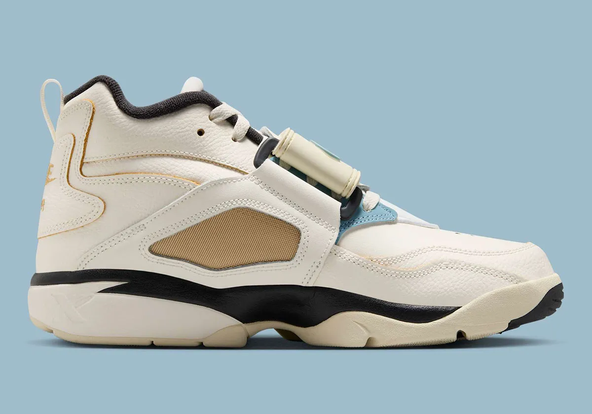 Nike Air Diamond Turf Must Be The Money 3 La Nike Air Diamond Turf « Must Be the Money » rend hommage à la brève carrière de rappeur de Deion Sanders