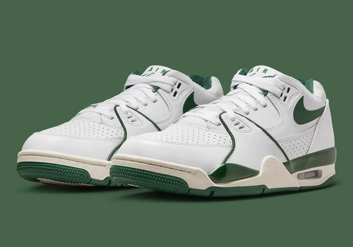 Nike Air Flight 89 Fall Green 1 La Nike Air Flight 89 Low revient avec sa formule verte un peu trop familière