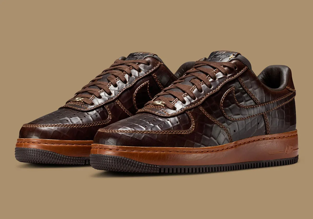 Nike Air Force 1 Low Brown Croc Skin Leather 2 La Nike Air Force 1 Low « Brown Croc Skin Leather » arbore une allure sophistiquée