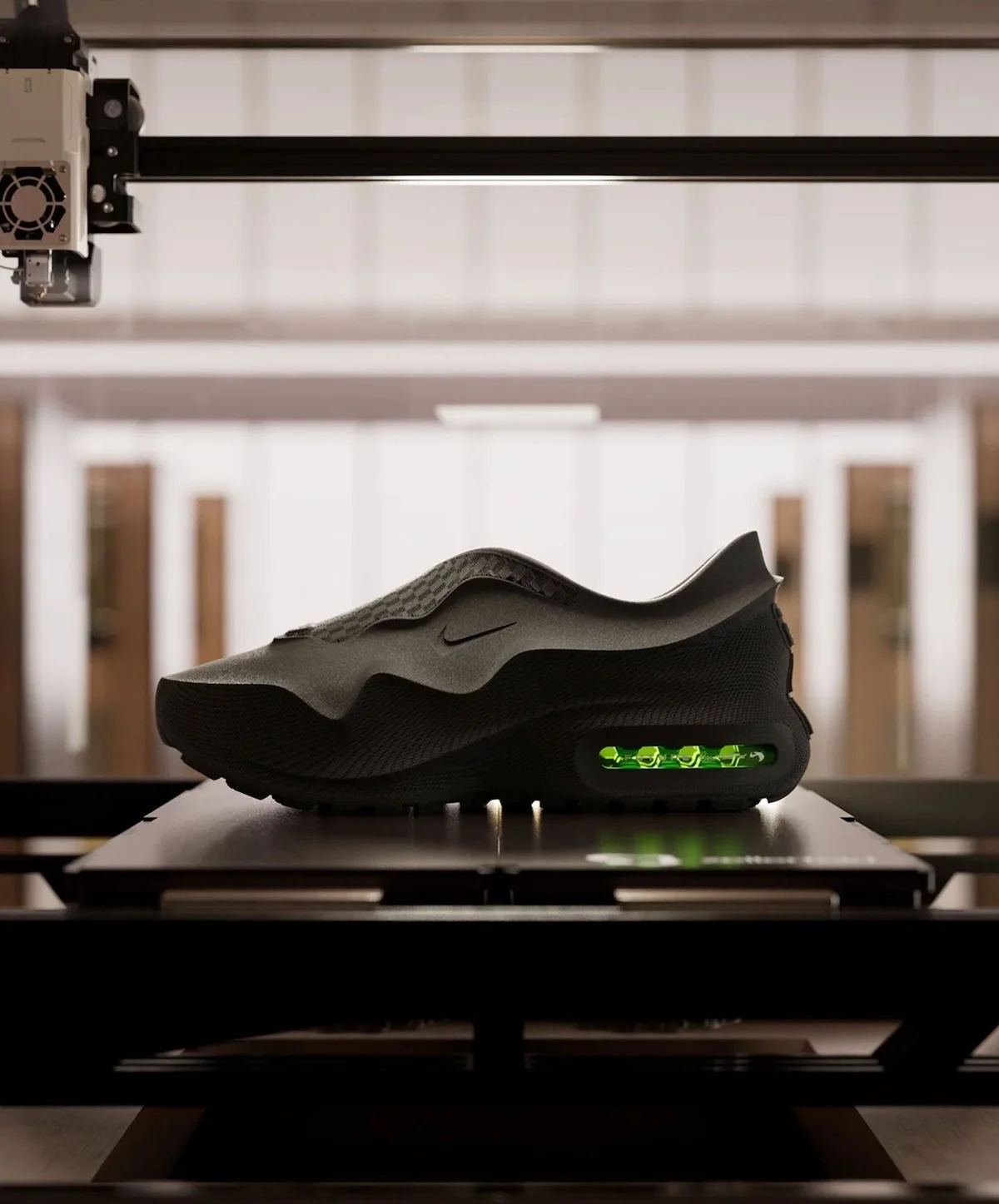 Nike Air Max 1000 Black 3 La Nike Air Max 1000 « Black » est limitée à 300 exemplaires