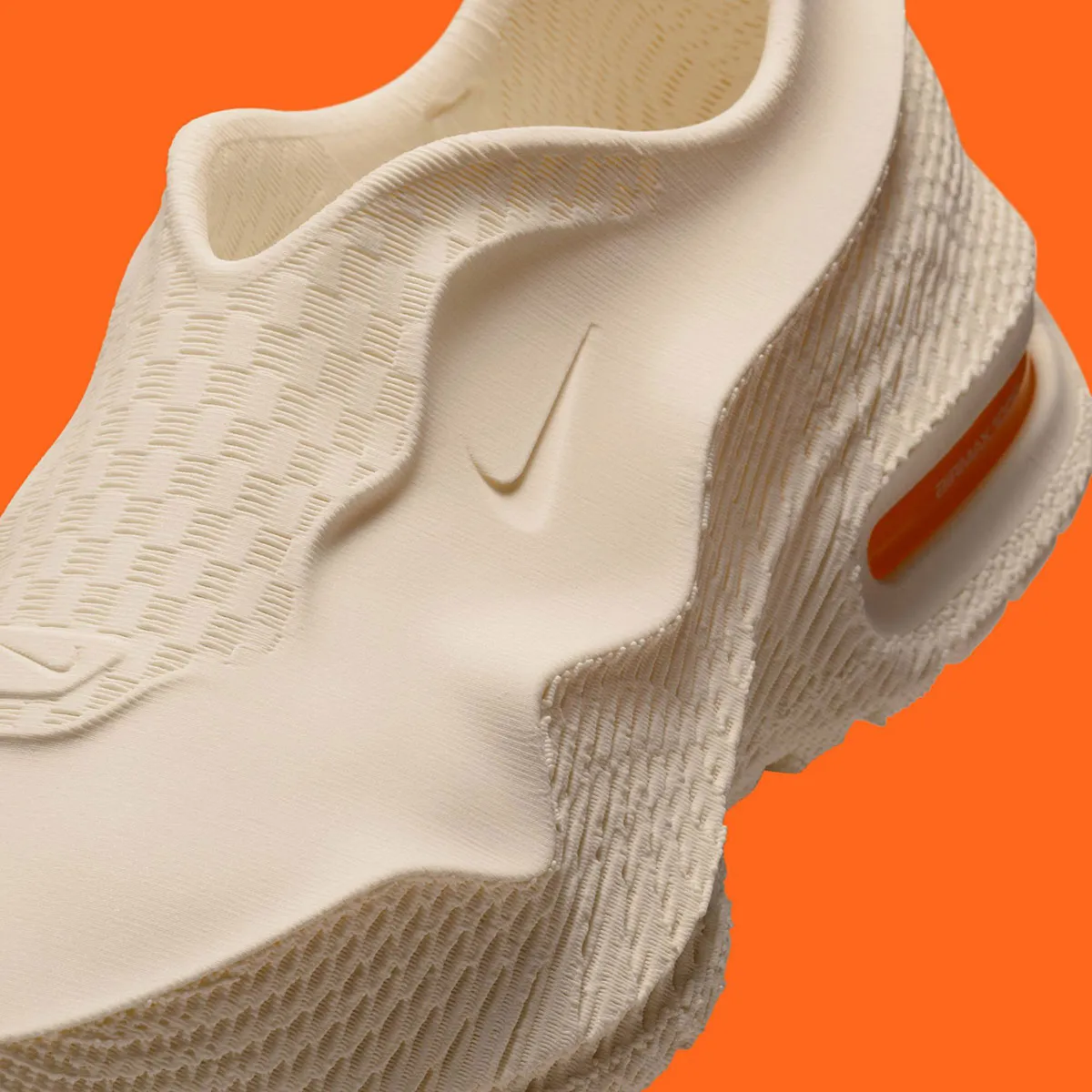 Nike Air Max 1000 Oatmeal 6 La Nike Air Max 1000 « Oatmeal » révolutionne la sneaker avec son impression 3D intégrale