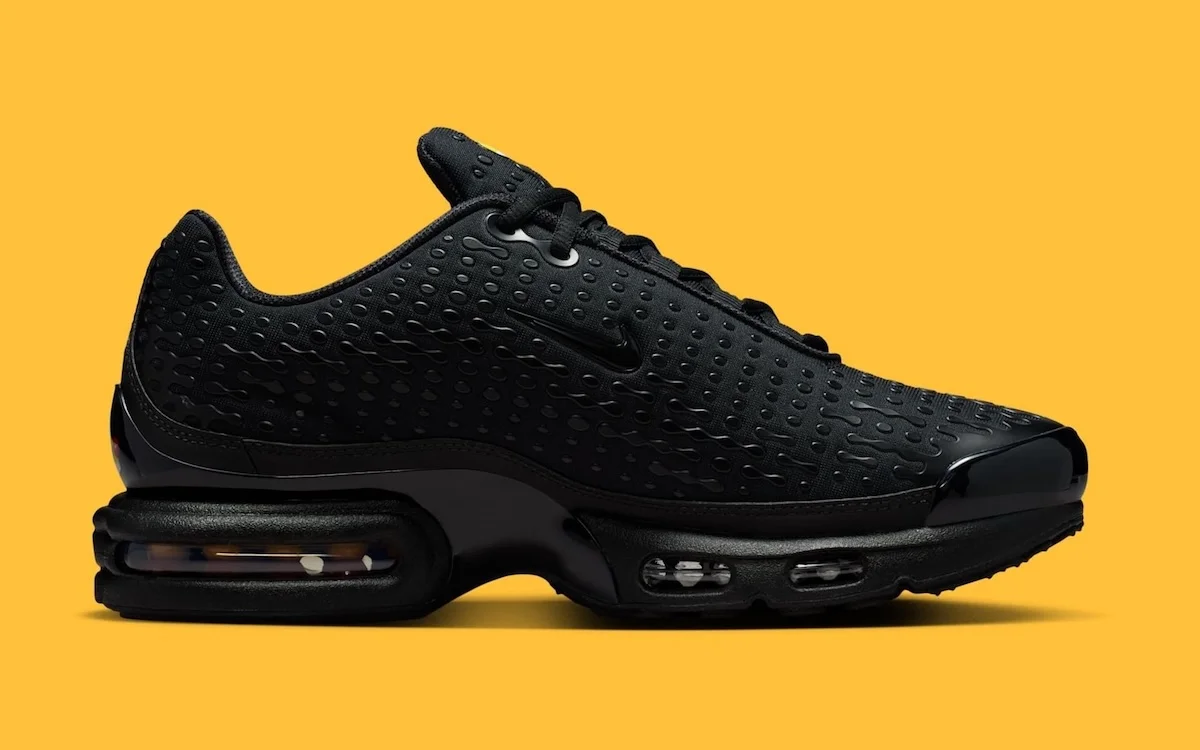 Nike Air Max Plus VII Black 3 La Nike Air Max Plus VII « Black » s'apprête à faire son retour