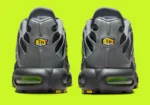 La Nike Air Max Plus « Volt » électrise la nouvelle saison