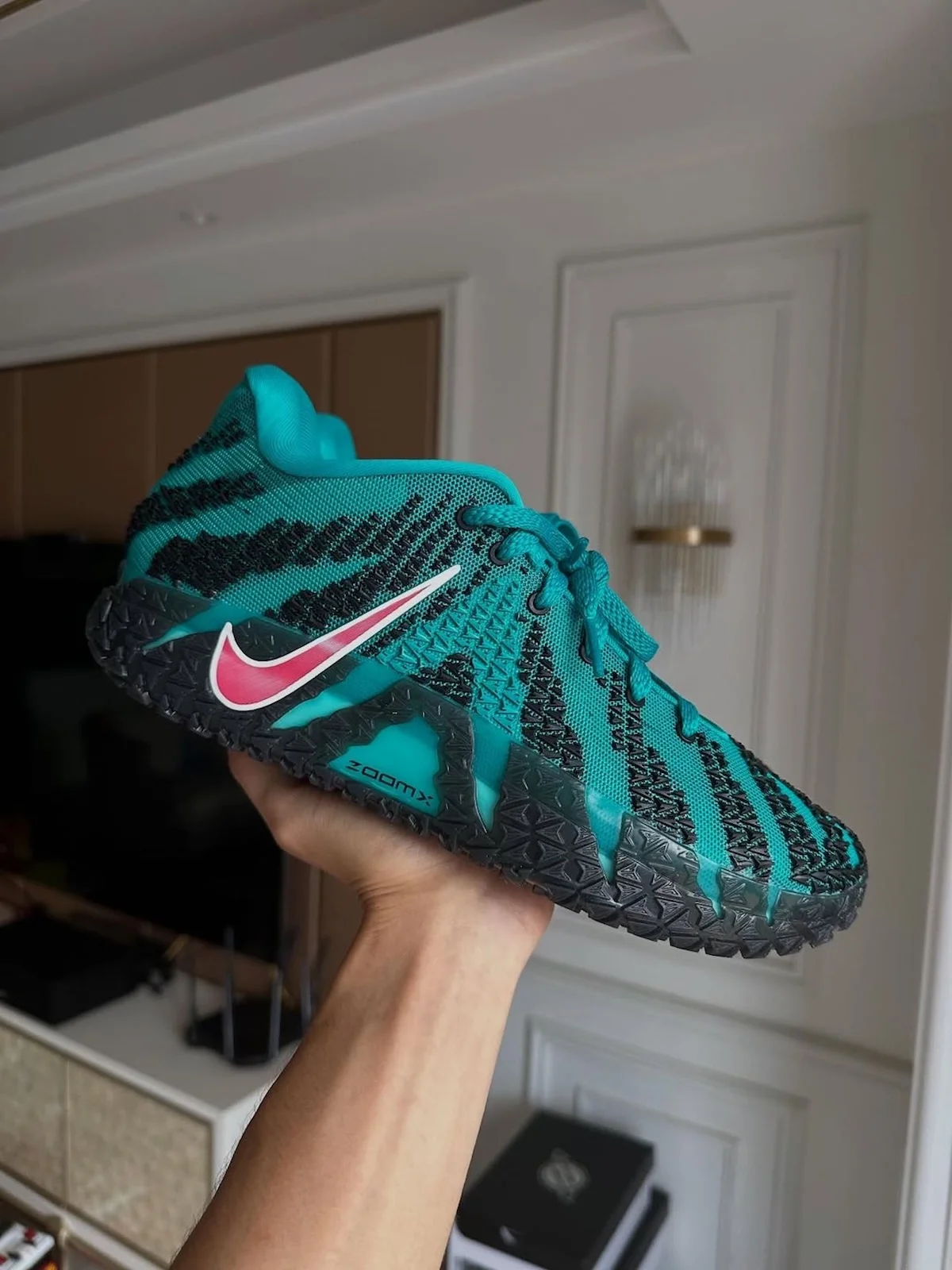 Nike Ja 3 Turbo Green 1 La Nike Ja 3 « Turbo Green » illuminera le parquet en novembre