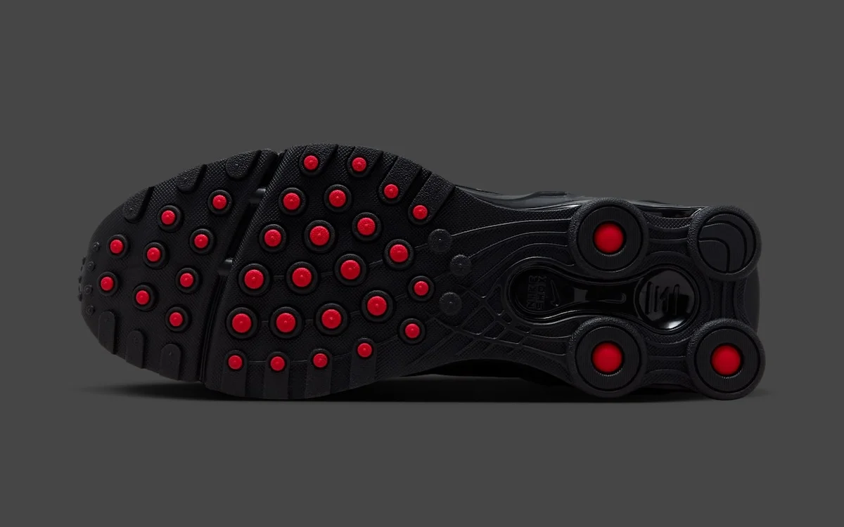 Nike Shox Ride 2 Bred 7 La Nike Shox Ride 2 « Bred » impose son style intemporel