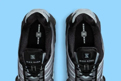 La Nike Shox TL « Celestine Blue » adopte une esthétique sombre et technique