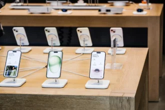 Apple retarde l'iPhone 18 standard jusqu'au printemps 2027