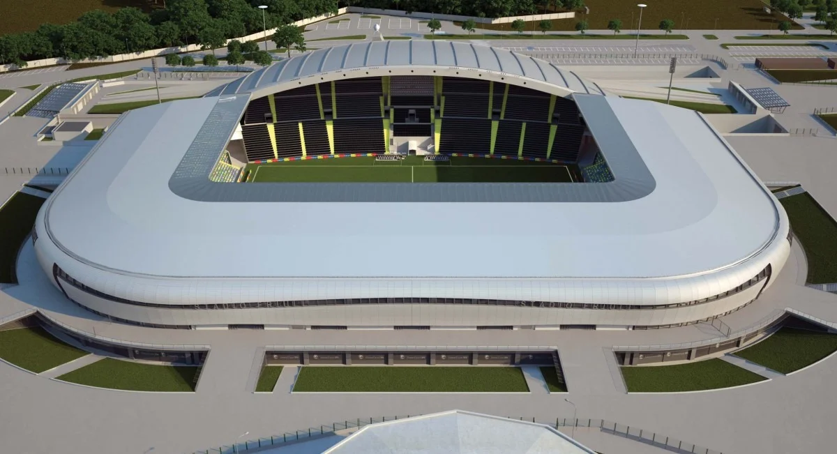 PSG x Tottenham Supercoupe dEurope au BlueEnergy Stadium a Udine 1 Le BlueEnergy Stadium d'Udine, qui accueille la Supercoupe d'Europe 2025 entre le PSG et Tottenham, est une vitrine verte pour le football européen