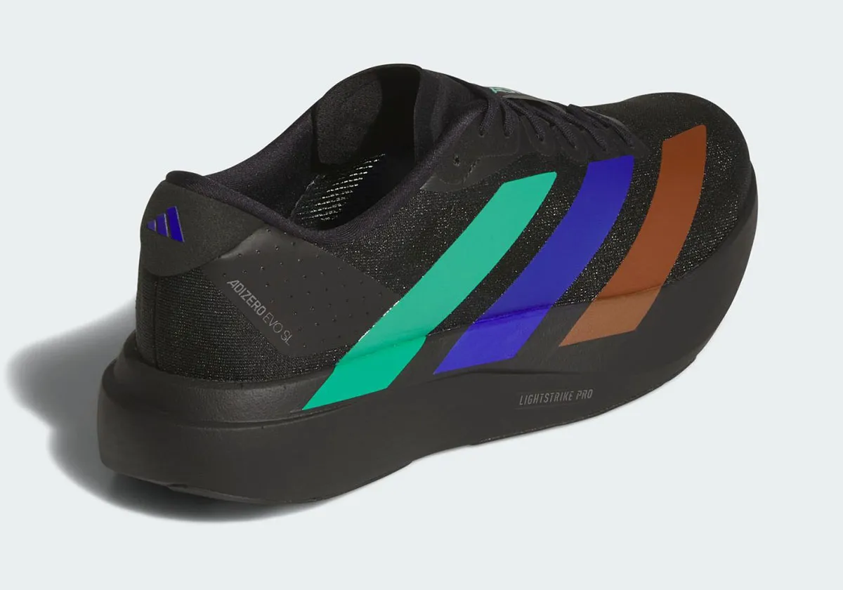 Pharrell x adidas AdiZero EVO SL 3 La collaboration Pharrell x adidas Evo SL réinvente la chaussure de course