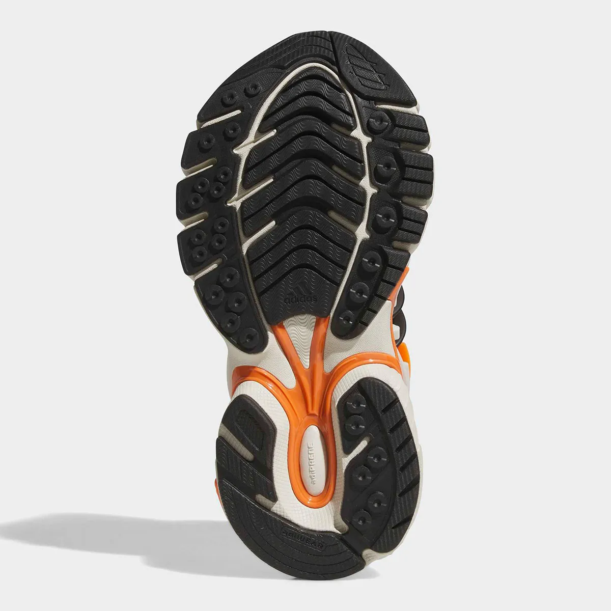 Pharrell x adidas Jellyfish 5 Pharrell lance la surprenante sneaker adidas Jellyfish