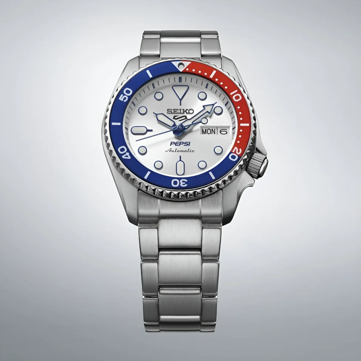 Seiko 5 Sports x Pepsi 2 La collaboration Seiko 5 Sports x Pepsi est désormais officielle