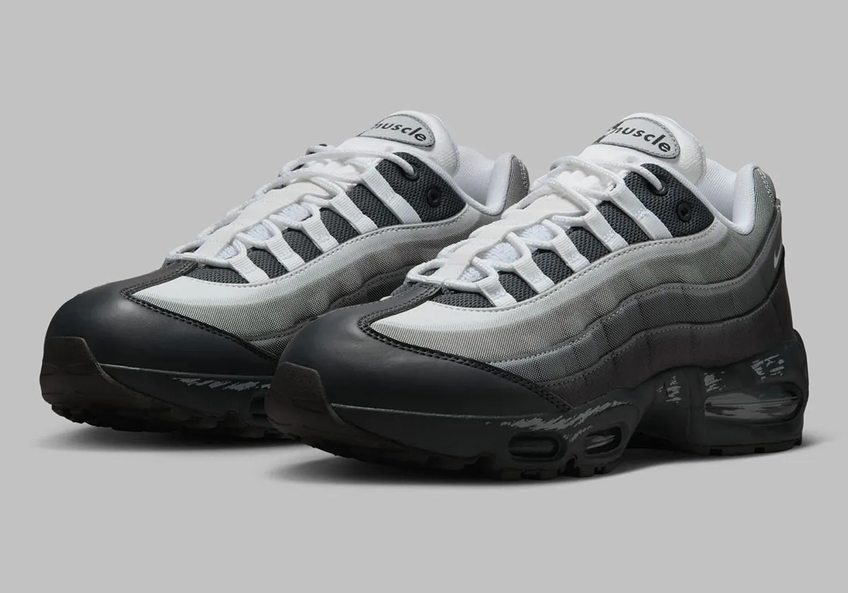 Yu Gi Oh X Nike Air Max 95 Jonouchi 1 Les images officielles de la Yu-Gi-Oh! x Nike Air Max 95 “Jonouchi” se dévoilent enfin
