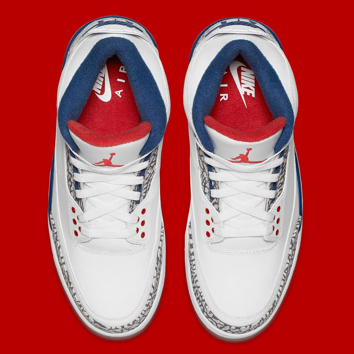 Air Jordan 3 True Blue 1 La Air Jordan 3 « True Blue » revient enfin après dix ans d'attente