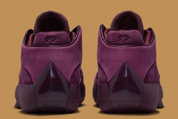 La nouvelle Air Jordan 40 « Bordeaux » revisite l'héritage avec élégance