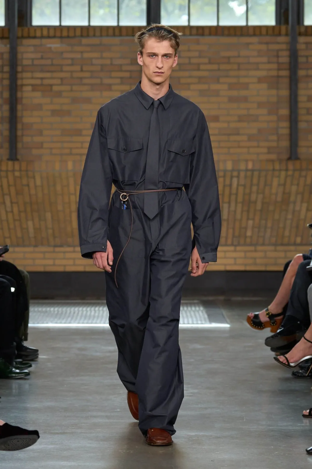 La collection Calvin Klein Printemps 2026 offre une vision renouvelée du style masculin américain