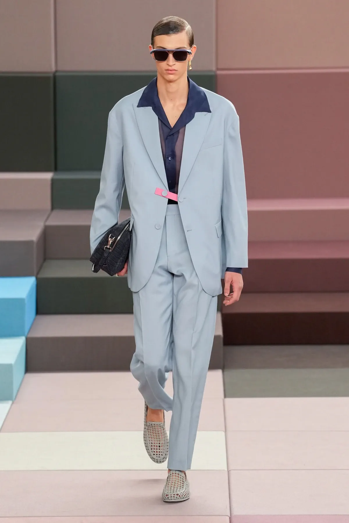 Fendi Spring Summer 2026 Milan Fashion Week 2 La collection FENDI printemps 2026 ose un vestiaire masculin audacieux et raffiné