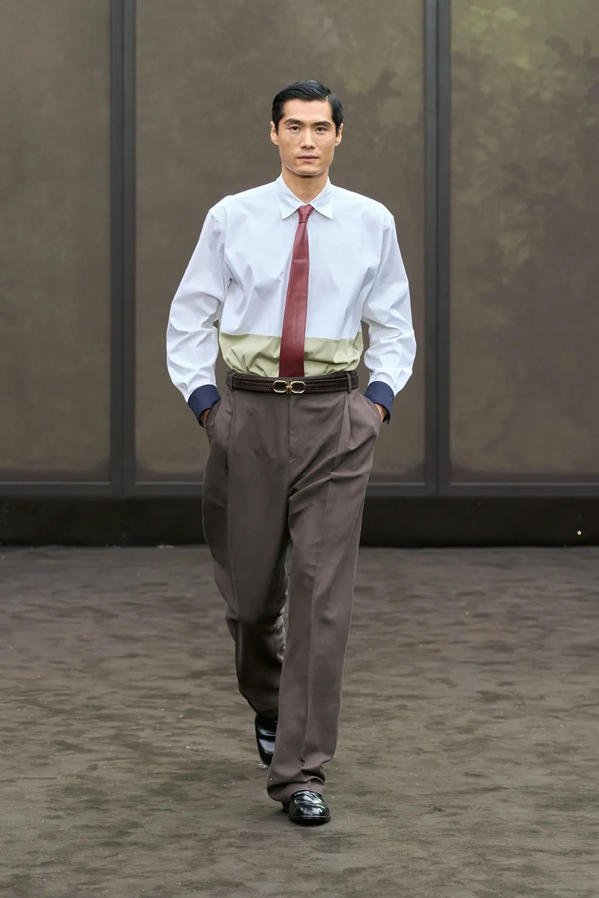 La collection Ferragamo printemps 2026 revisite l'élégance masculine des années 1920
