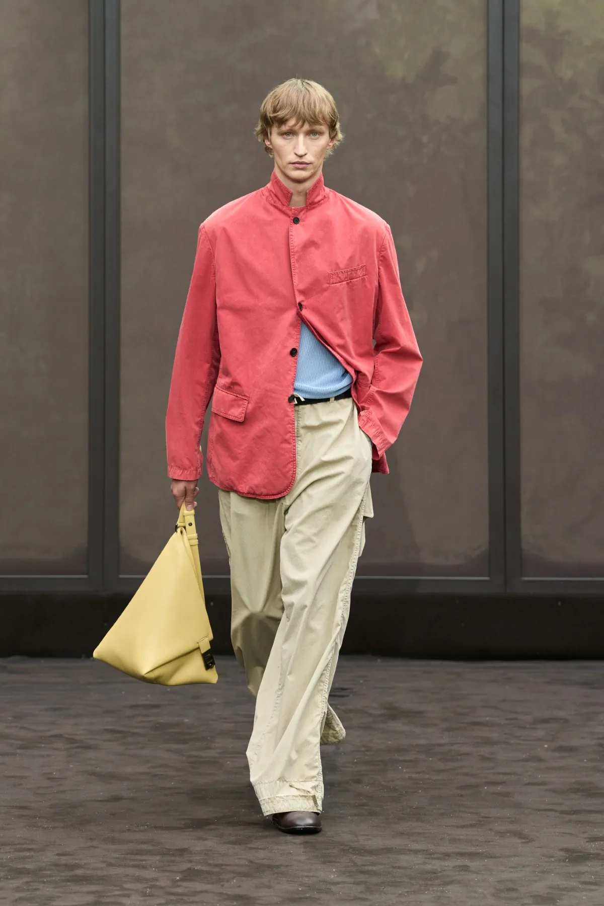 La collection Ferragamo printemps 2026 revisite l'élégance masculine des années 1920