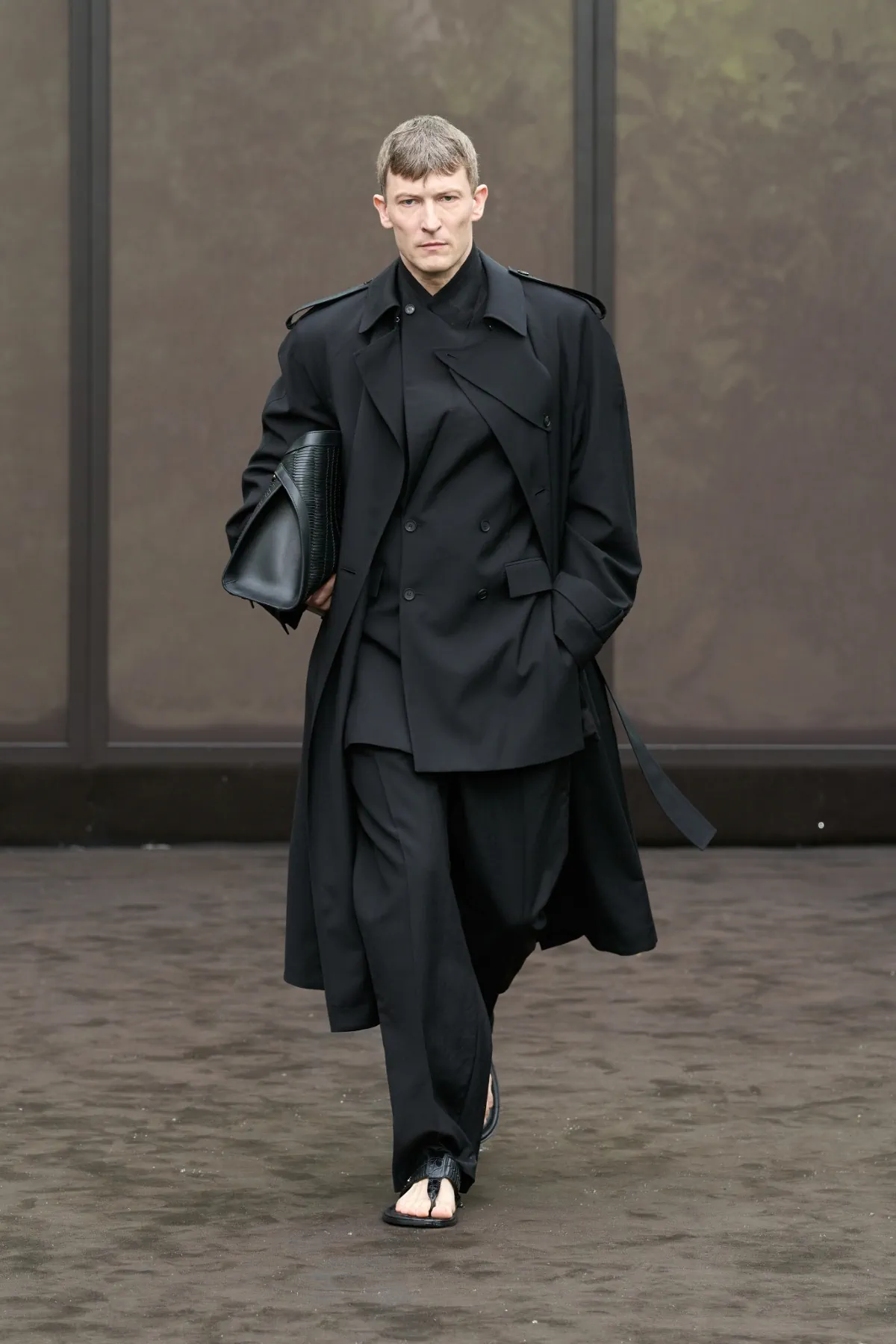 Ferragamo Spring Summer 2026 Milan Fashion Week 2 La collection Ferragamo printemps 2026 revisite l'élégance masculine des années 1920
