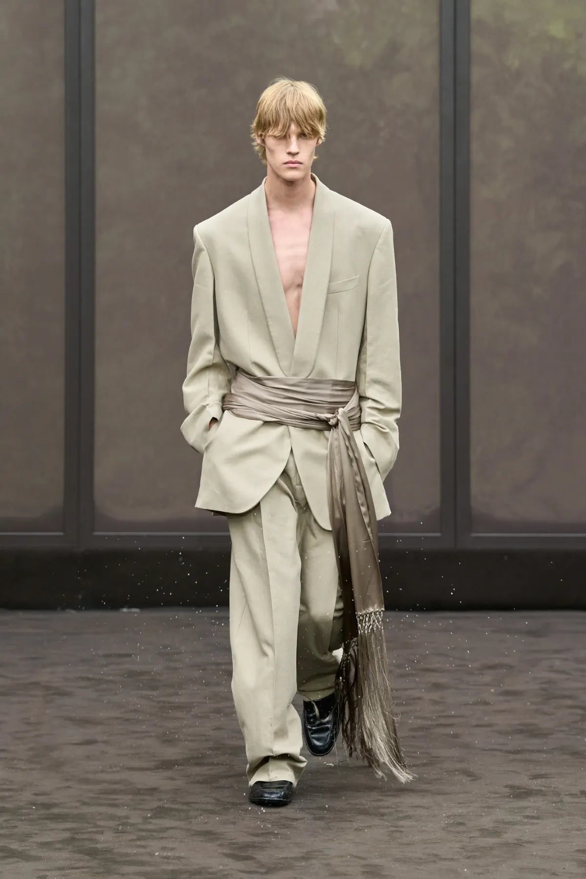 Ferragamo Spring Summer 2026 Milan Fashion Week 3 La collection Ferragamo printemps 2026 revisite l'élégance masculine des années 1920