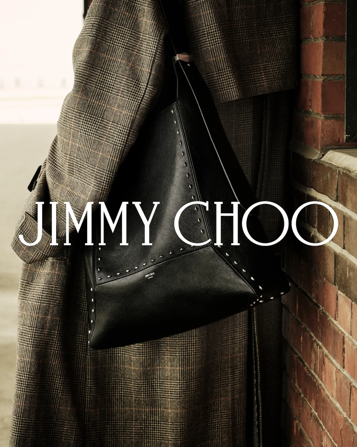 Jimmy Choo dévoile sa campagne automne 2025 pour homme, tournée au Japon