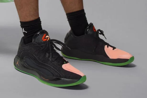 La Jordan Luka 4 « Safari » arrive enfin dans sa version la plus sombre